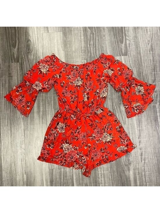 American Eagle Outfitters Pants - Fabulous American Eagle Boho Floral Romper